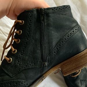 Joseph Siebel High Ankle Dockers!